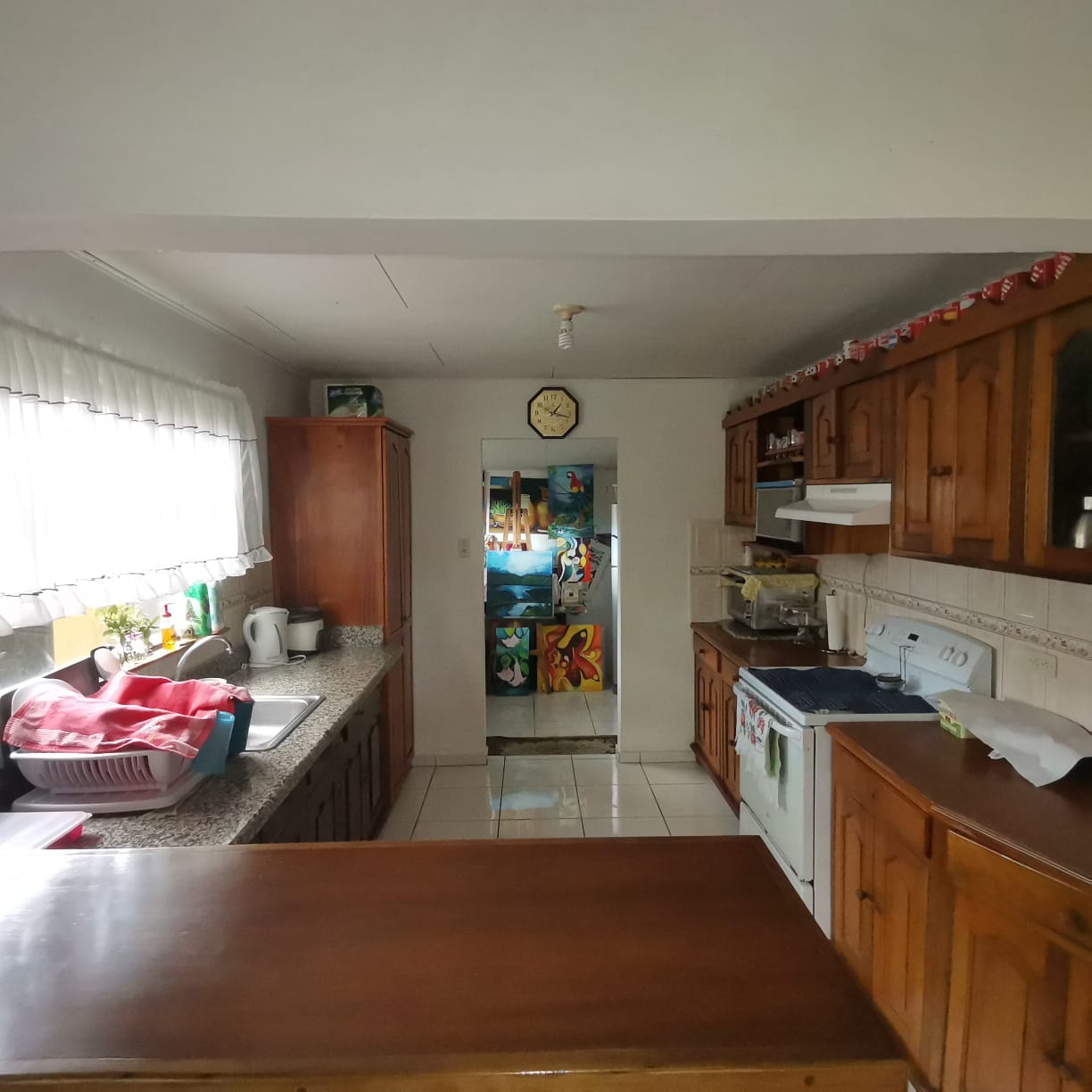 Lovely 2  Story Home + 2 Rental Cabins near Downtown Nuevo Arenal photo 9