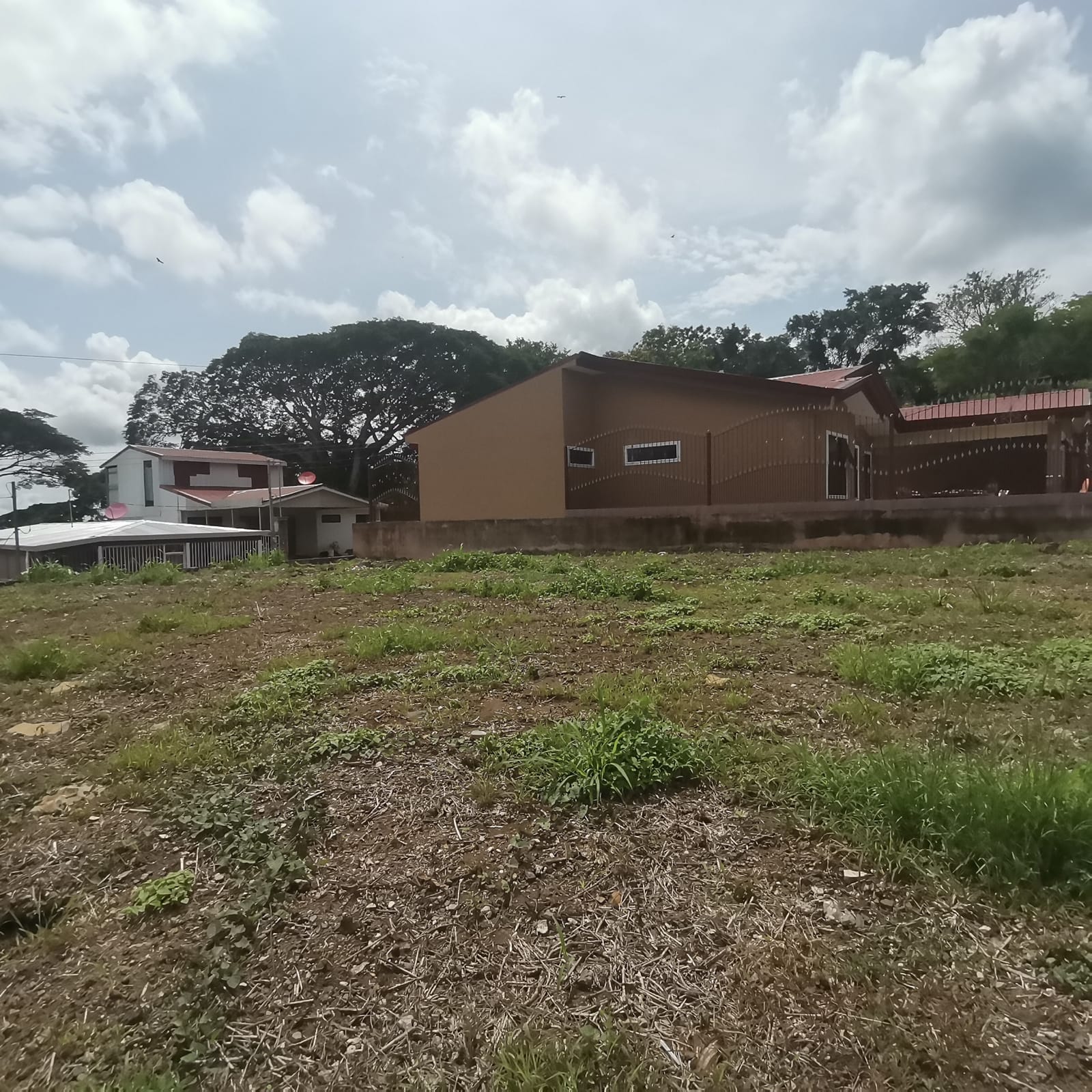 READY TO BUILD! 400 m2, Mountain and Jungle View Lot in Tilaran photo 7