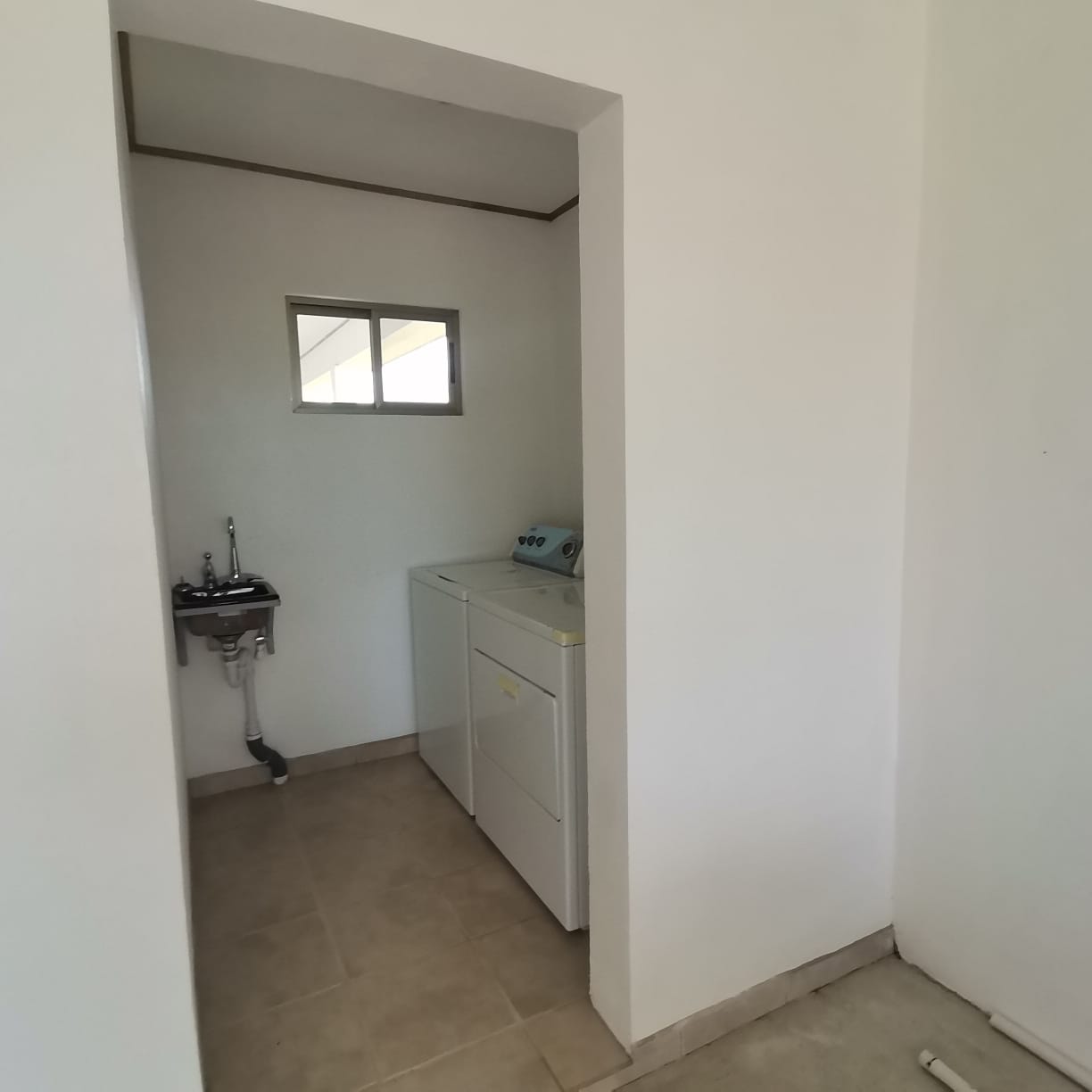 Beautiful, 3 bedroom, 3.5 bathroom, Mountain Top Home in Gated Community photo 37