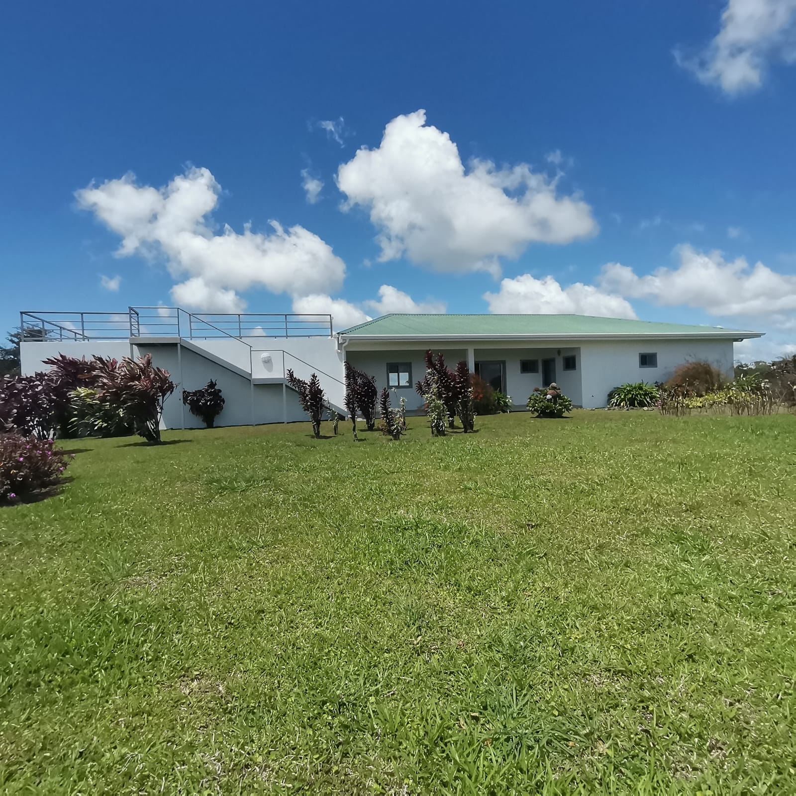 Beautiful, 3 bedroom, 3.5 bathroom, Mountain Top Home in Gated Community photo 23