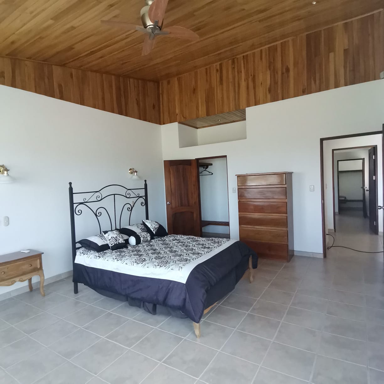 Beautiful, 3 bedroom, 3.5 bathroom, Mountain Top Home in Gated Community photo 52