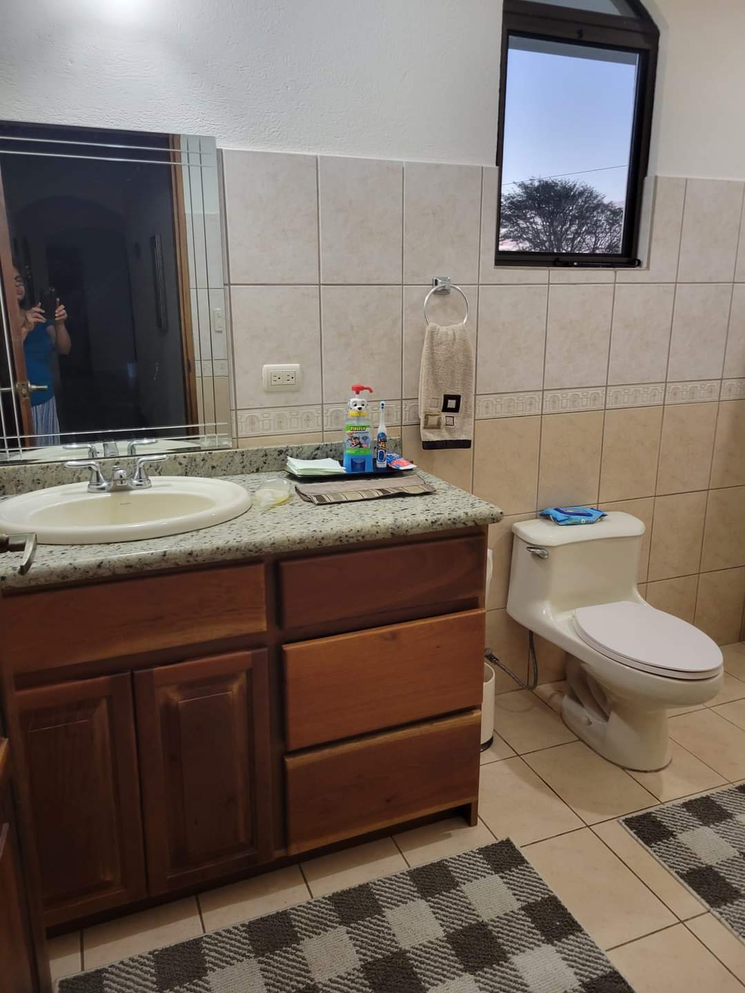 Fully Furnished, Upscale, 4 BD, 2.5 BA, Lake View Home – Parcelas de Quebrada Azul  photo 8