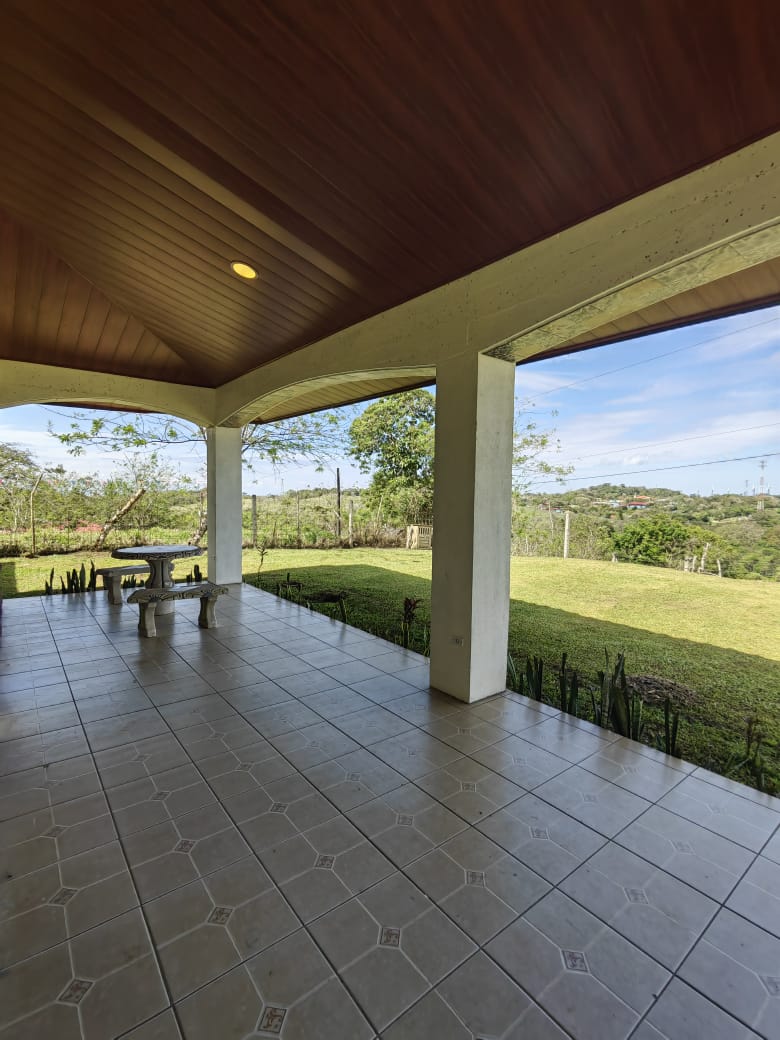 Gorgeous, 2 Story - 3 BD/2.5 BA Lake, Volcano and Mountain View House  photo 11