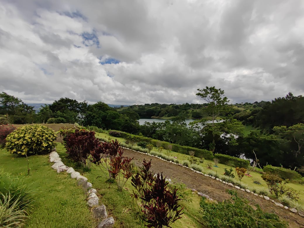 A Super Private, Furnished, LAKE FRONT,Property with Newer Tico House  photo 17