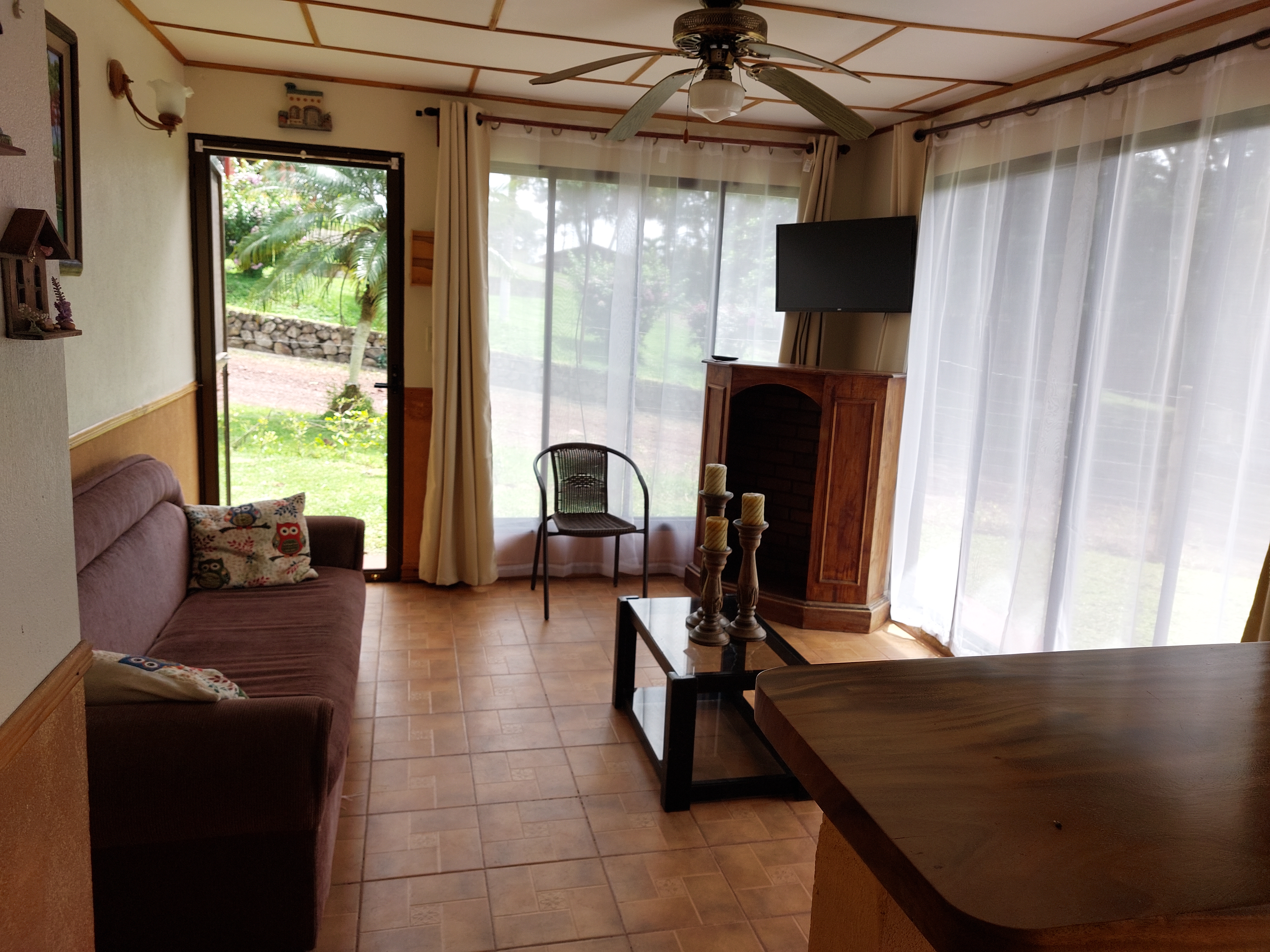 Beautiful 2 BD/2BA Cotagge + office, large enclosed backyard  photo 10