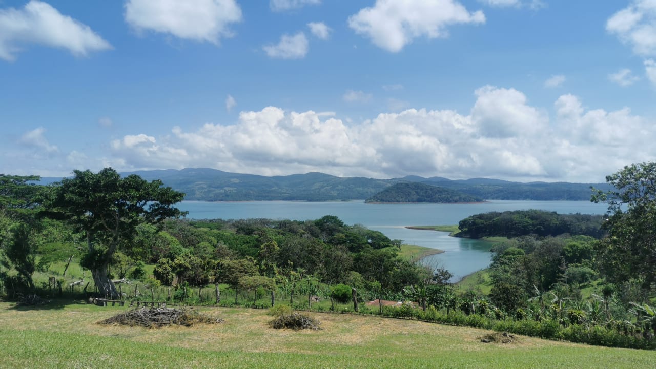 Magnificent, 1.2-acre, Lake View Lot Near Lake Arenal in Tronadora  photo 10