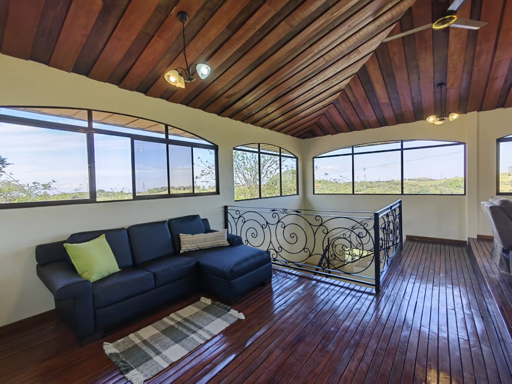 Gorgeous, 2 Story - 3 BD/2.5 BA Lake, Volcano and Mountain View House  photo 15