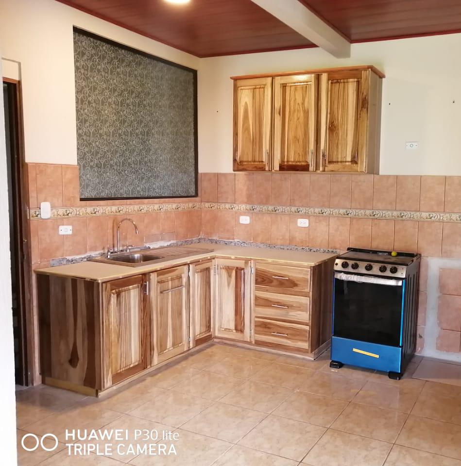 Gorgeous, 2 Story - 3 BD/2.5 BA Lake, Volcano and Mountain View House  photo 8