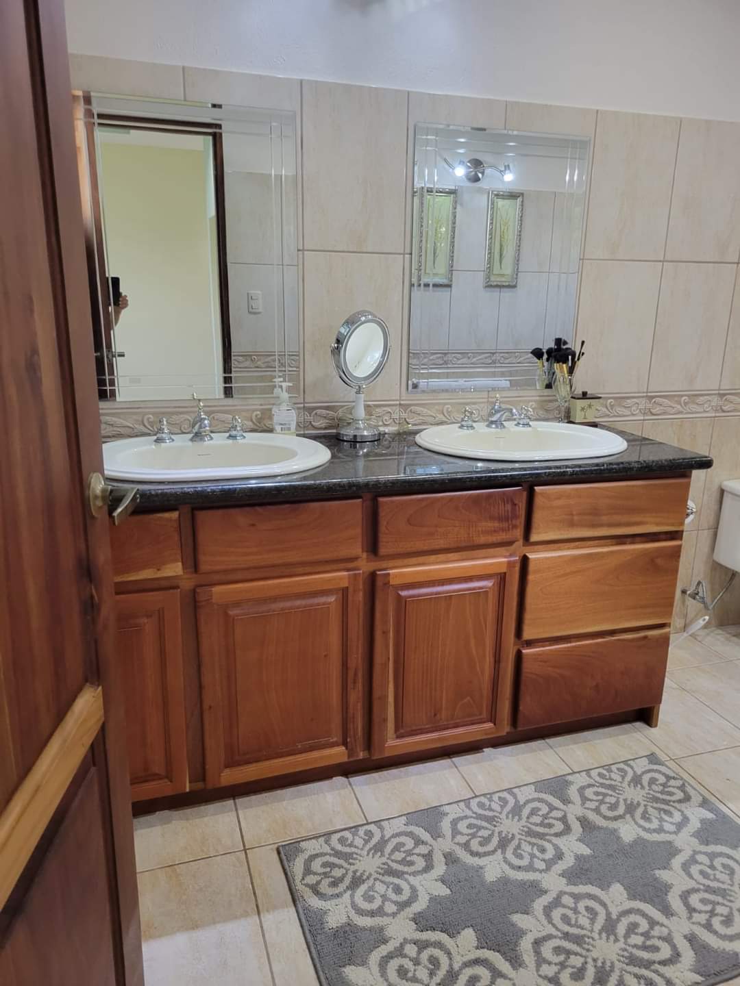 Fully Furnished, Upscale, 4 BD, 2.5 BA, Lake View Home – Parcelas de Quebrada Azul  photo 7