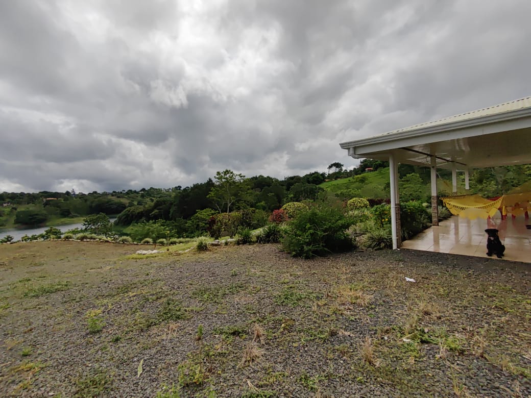 A Super Private, Furnished, LAKE FRONT,Property with Newer Tico House  photo 22