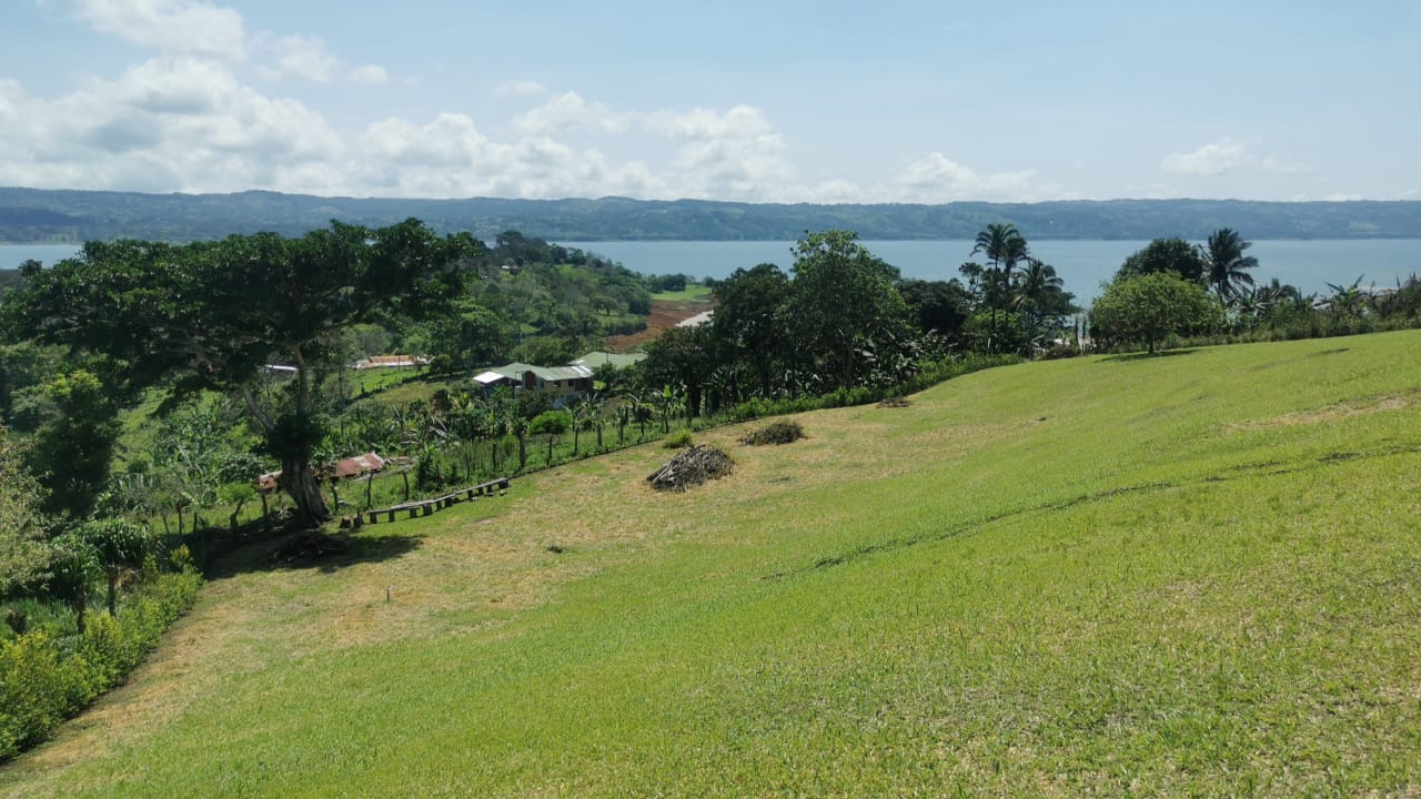 Magnificent, 1.2-acre, Lake View Lot Near Lake Arenal in Tronadora  photo 11