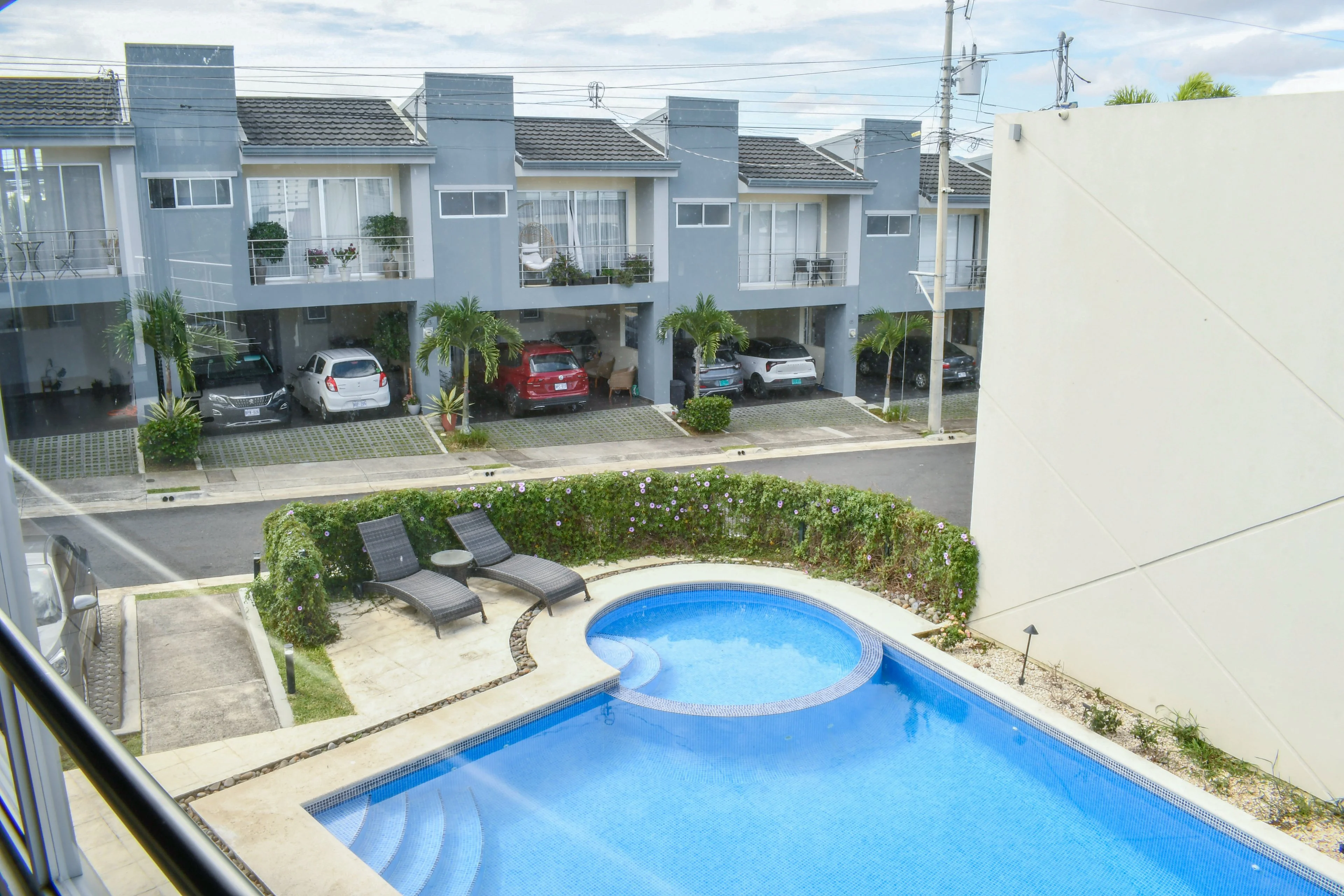 Townhouse 71 Rincón de las Brisas: Modern Comfort & Security in a Prime Location photo 1