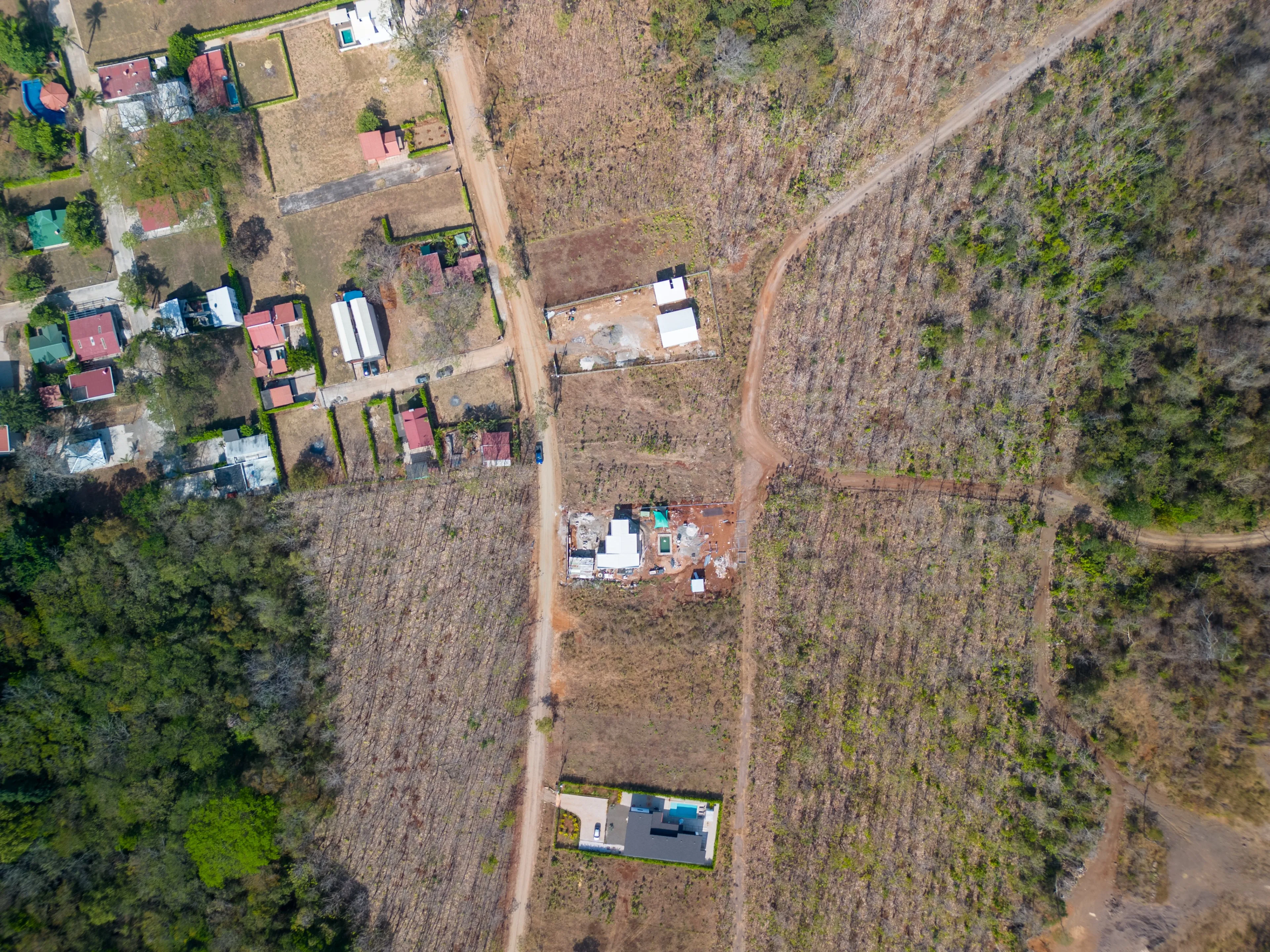 1000 m2 residential lot + free house design in San Jose de Pinilla photo 4