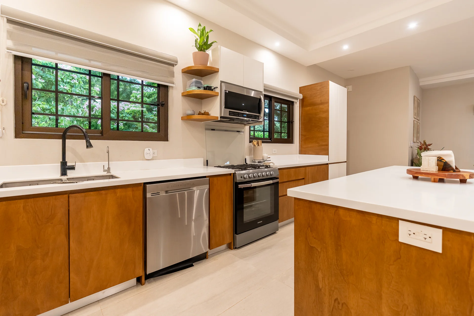 A Unique Dual-Residence Estate Near Top Schools and World-Class Beaches in Guanacaste photo 12