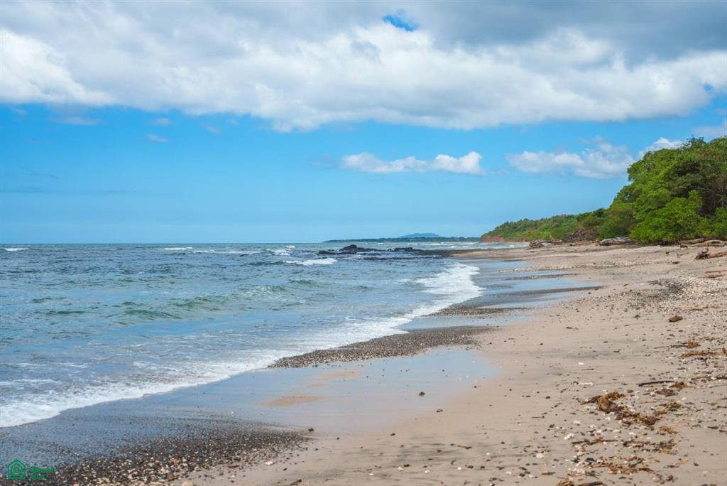 Lotes Lagartillo – Walking distance to beach , Tamarindo, Santa Cruz, Guanacaste photo 1