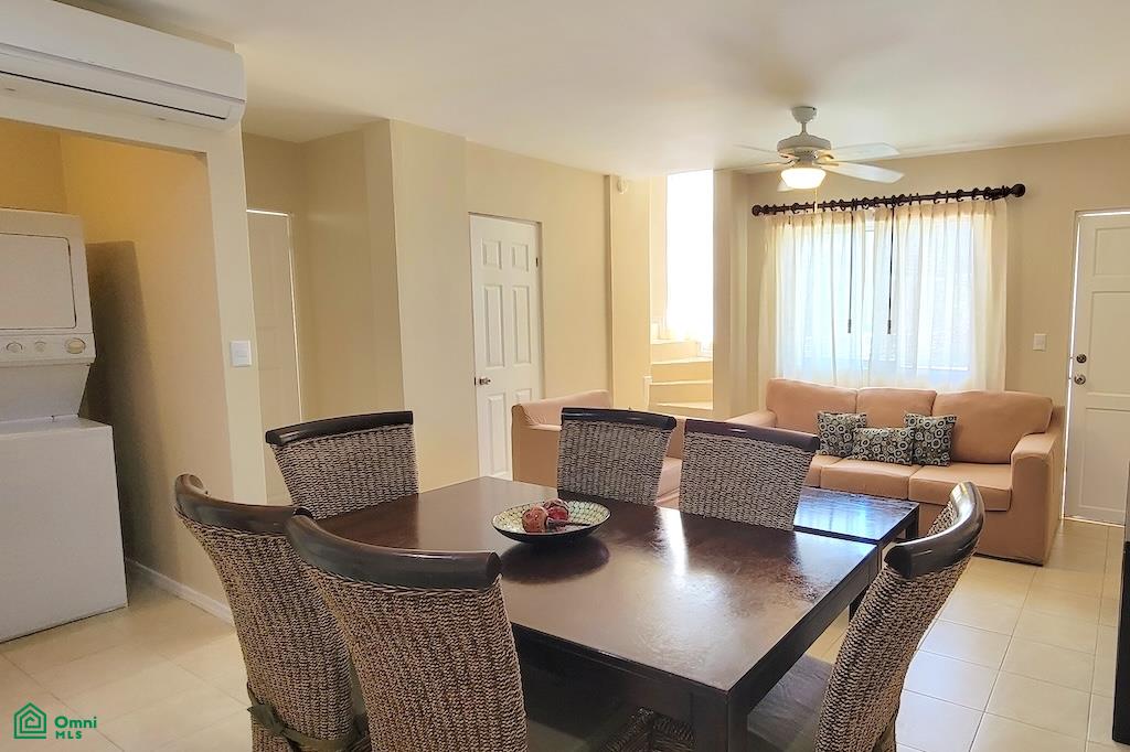 Spacious 2-Level Condo in Prime Location – Strong Rental Investment Opportunity photo 4