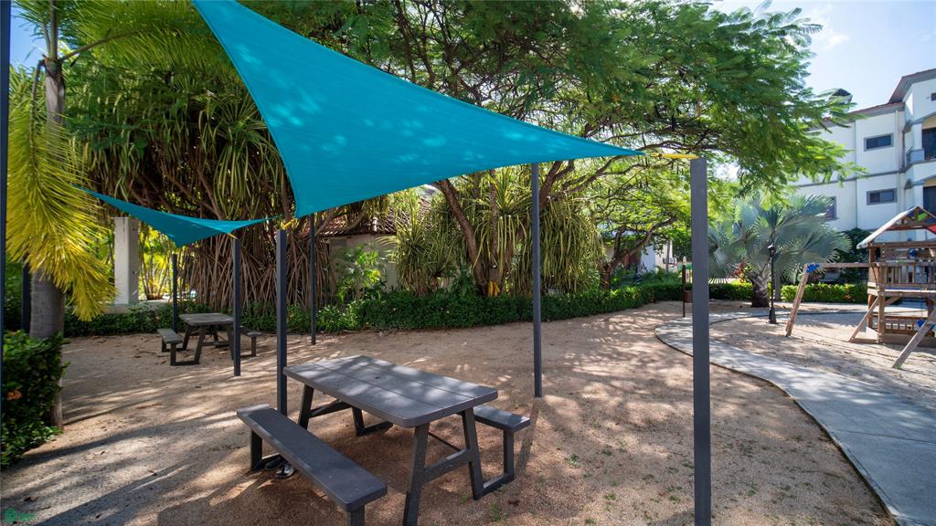 Tamarindo photo 4