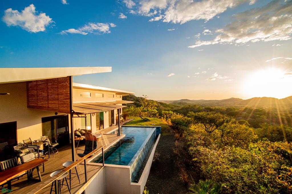 Tamarindo photo 2