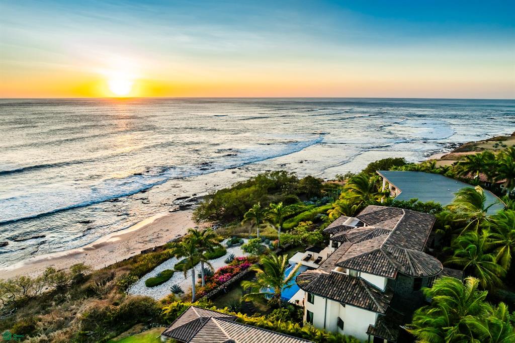 Tamarindo photo 3