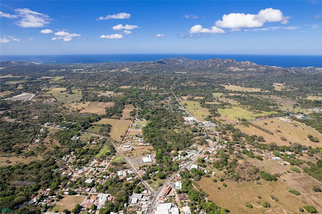 142, Tamarindo photo 1