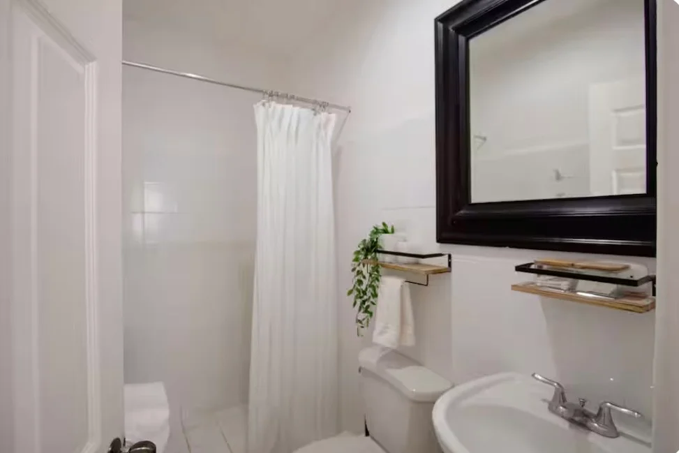 Villa Verde 46: Tropical Elegance in the Heart of Tamarindo – 2 Bed | 2.5 Bath Condo Near the Beach photo 7