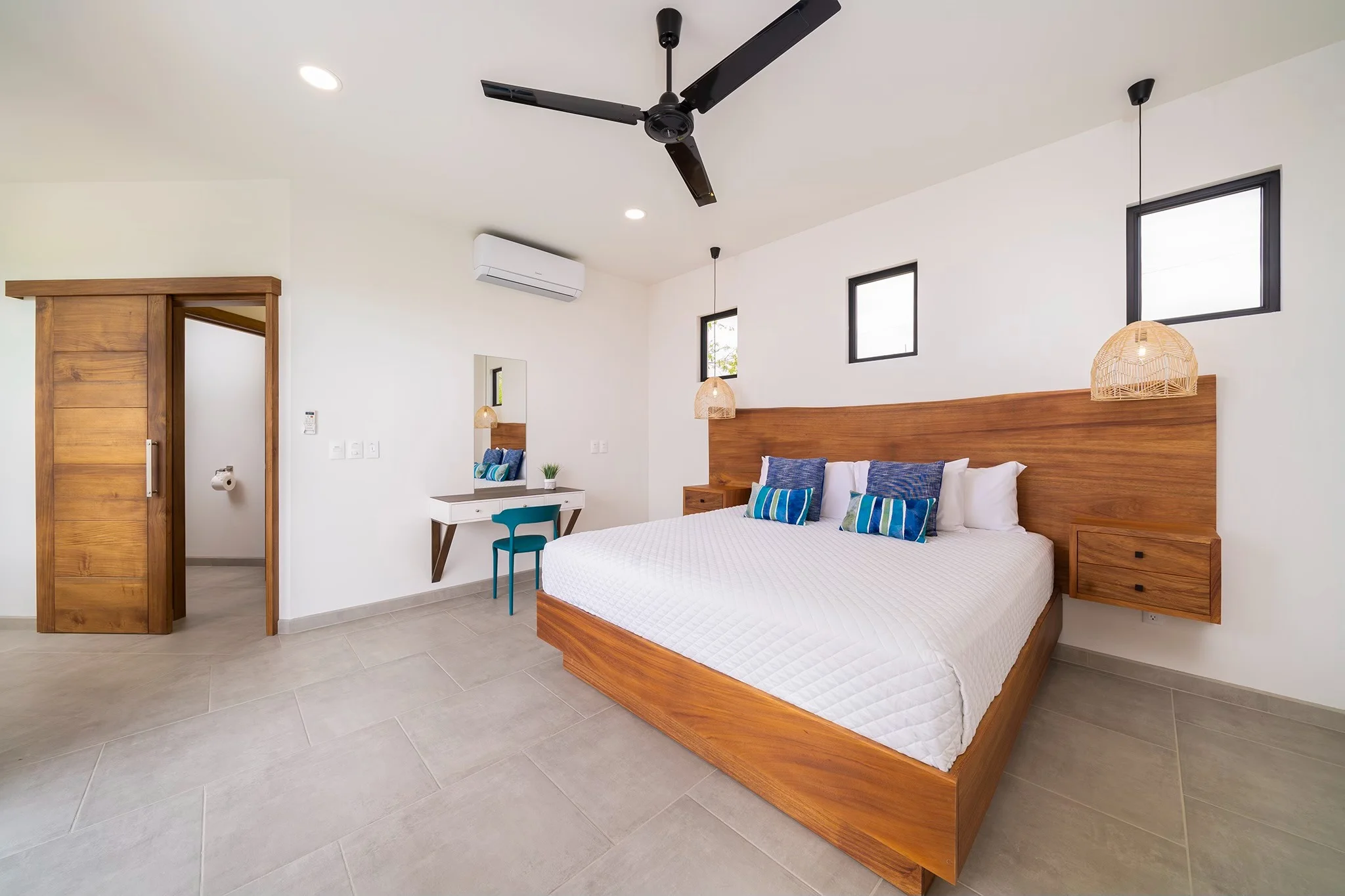 Villa Vista Pacifico: Luxury Ocean-View Estate in Pacific Heights photo 15