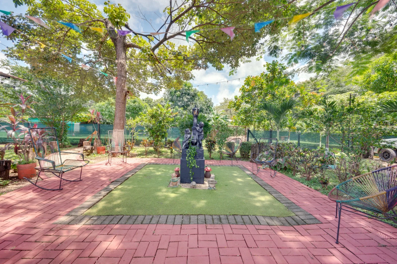 Tamarit House: Elegant Tropical Estate with Proven Rental Income in Villareal, Guanacaste photo 7