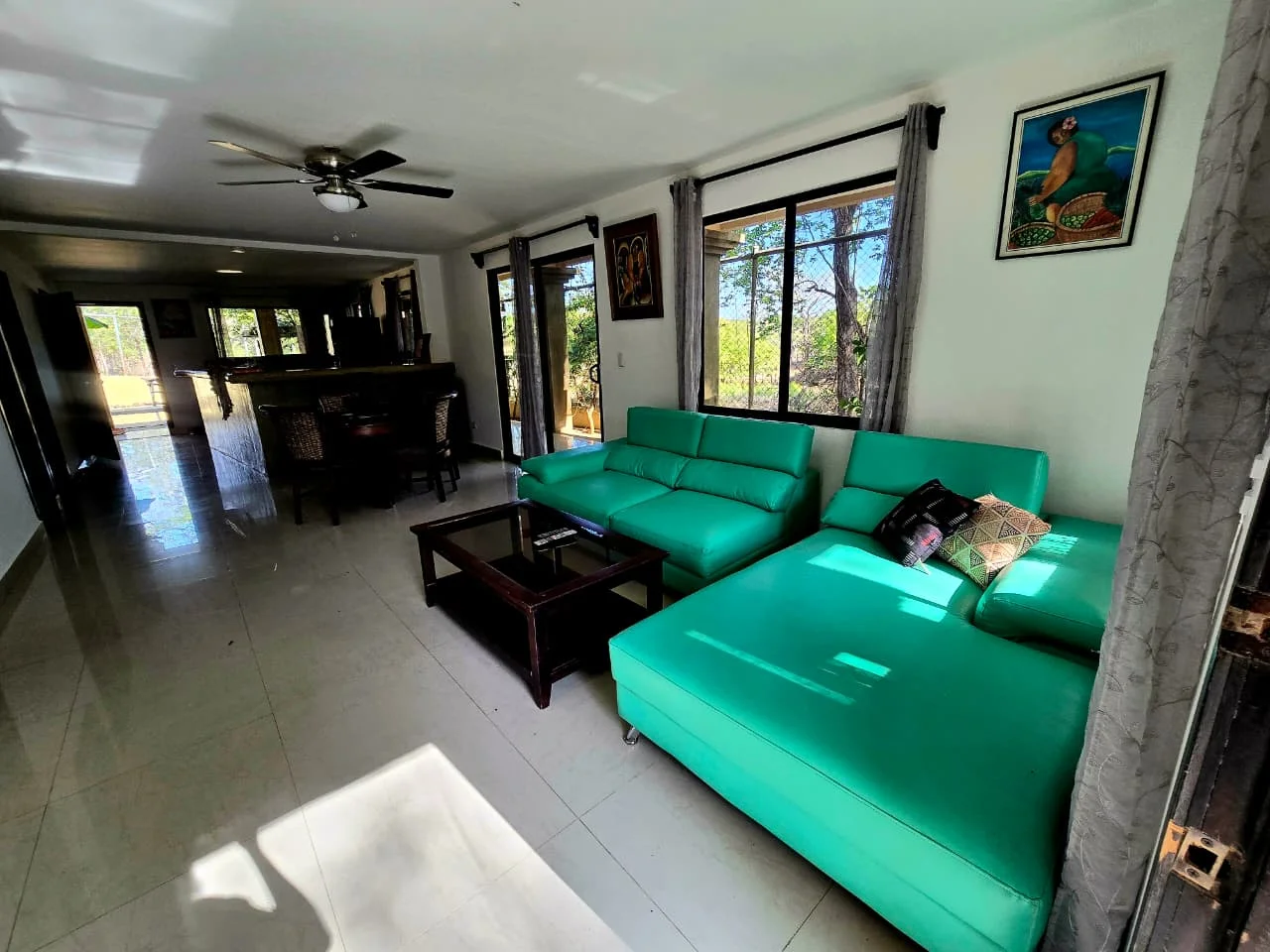 Spacious Tropical Retreat for Rent Near Playa Avellanas | 6-Bedroom Home in San José de Pinilla photo 5