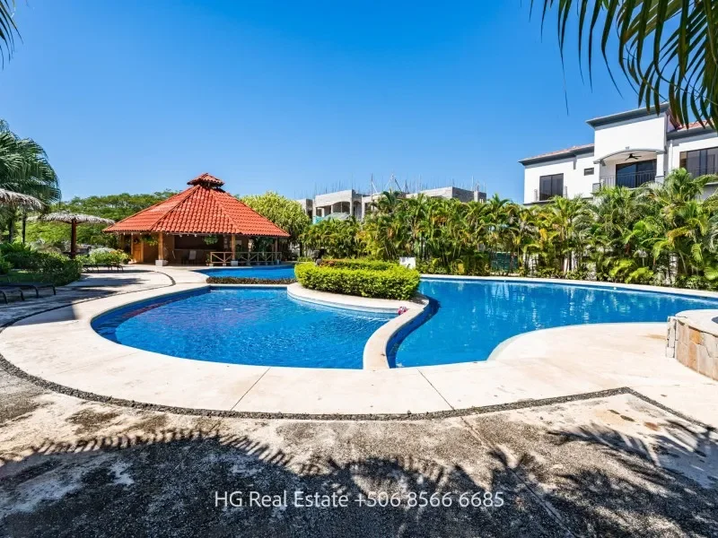 1-bedroom-condo-in-gated-community-las-palmas-de-tamarindo-for-sale