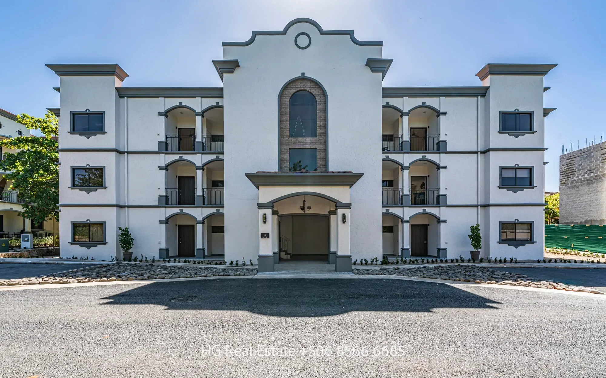 Condo Kolibrí: 1 bedroom condo in gated community Las Palmas de Tamarindo for sale photo 13