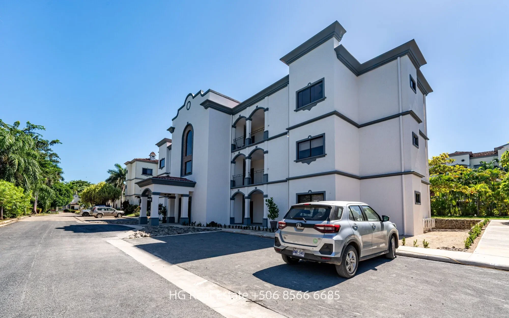 Condo Kolibrí: 1 bedroom condo in gated community Las Palmas de Tamarindo for sale photo 14