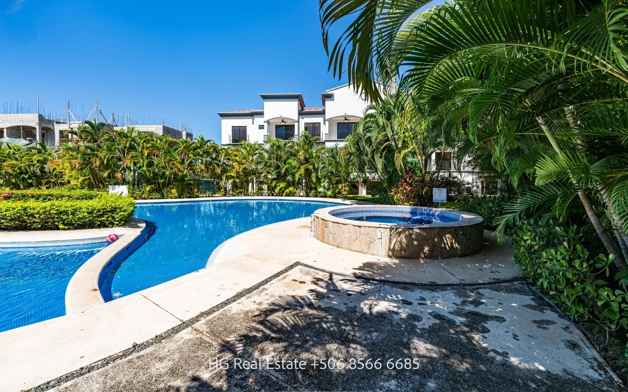 Condo Kolibrí: 1 bedroom condo in gated community Las Palmas de Tamarindo for sale photo 19