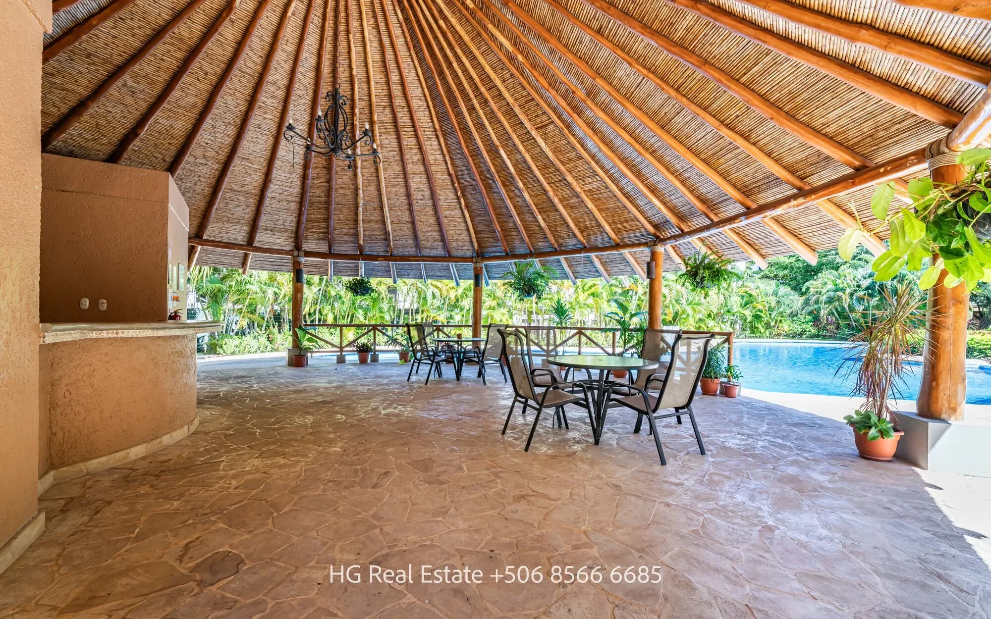 Condo Kolibrí: 1 bedroom condo in gated community Las Palmas de Tamarindo for sale photo 24