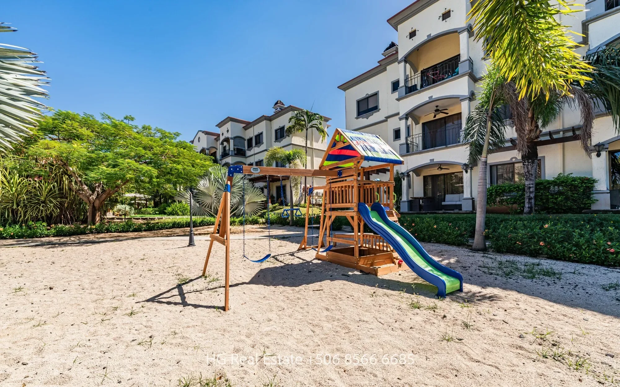 Condo Kolibrí: 1 bedroom condo in gated community Las Palmas de Tamarindo for sale photo 35