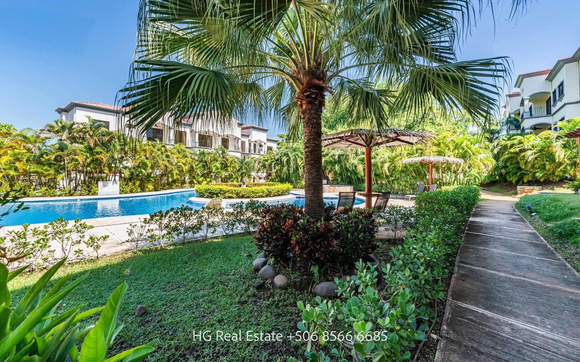 Condo Kolibrí: 1 bedroom condo in gated community Las Palmas de Tamarindo for sale photo 39