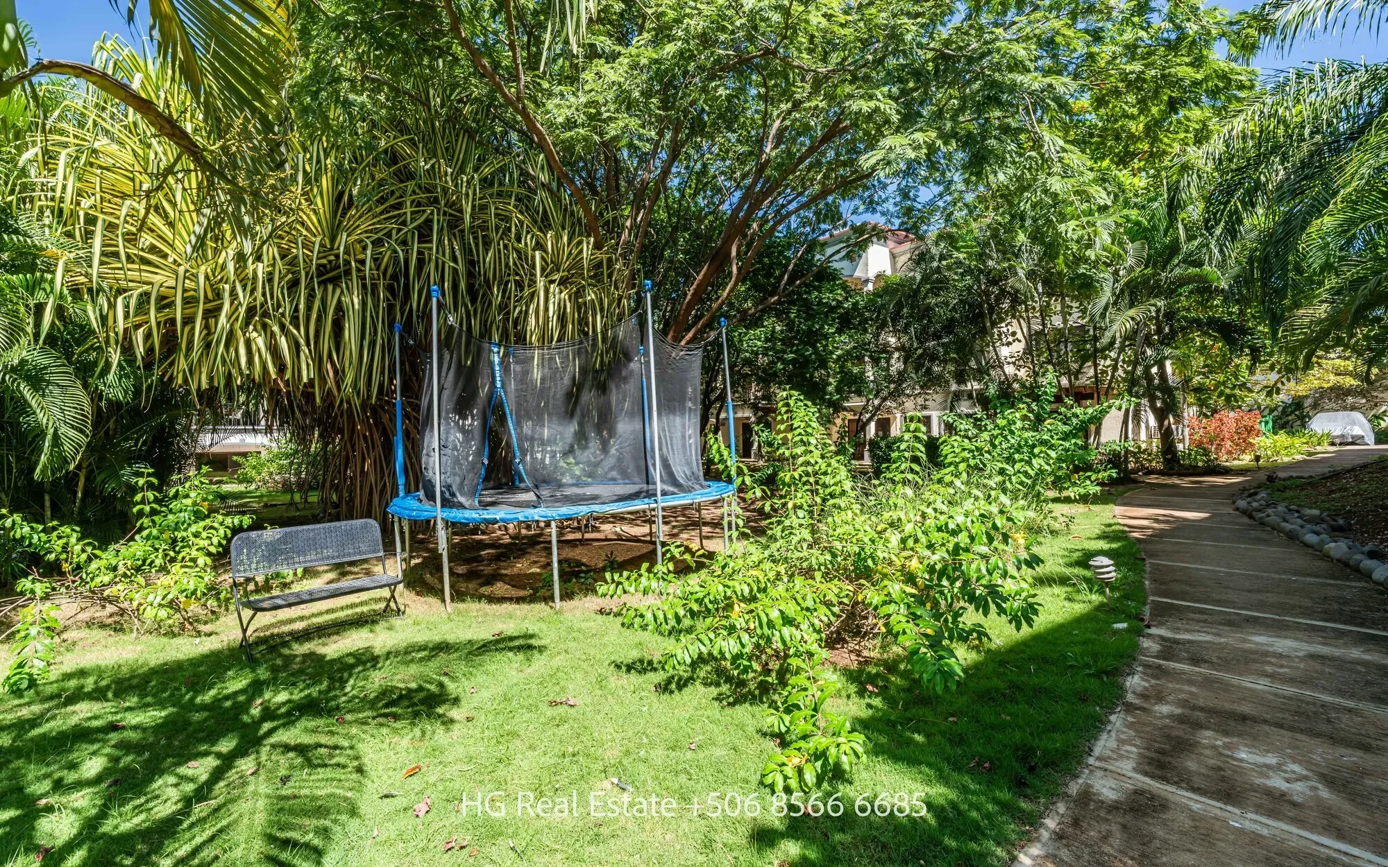 Condo Kolibrí: 1 bedroom condo in gated community Las Palmas de Tamarindo for sale photo 40