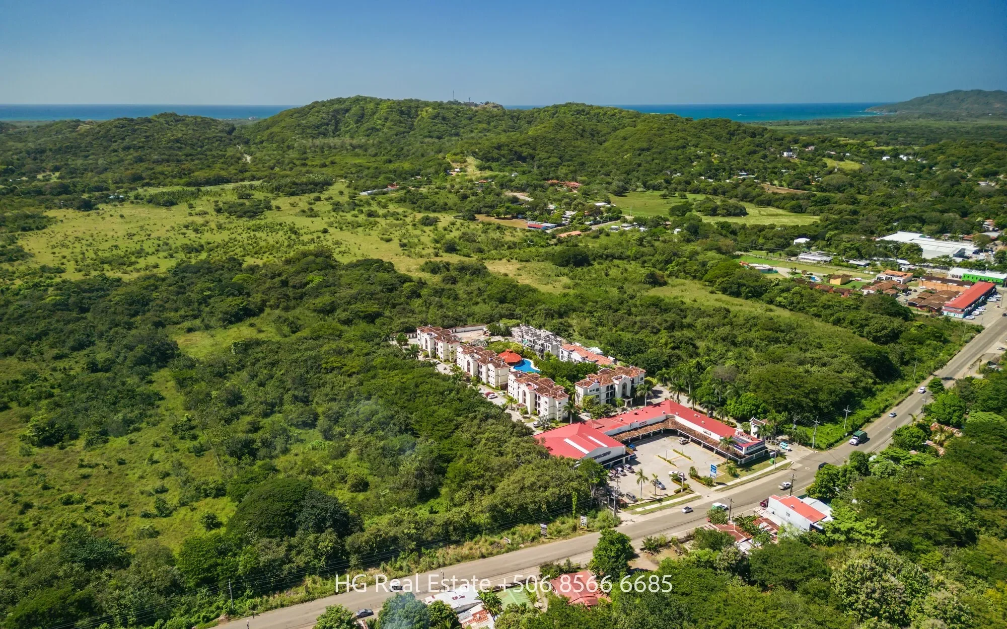 Condo Kolibrí: 1 bedroom condo in gated community Las Palmas de Tamarindo for sale photo 82