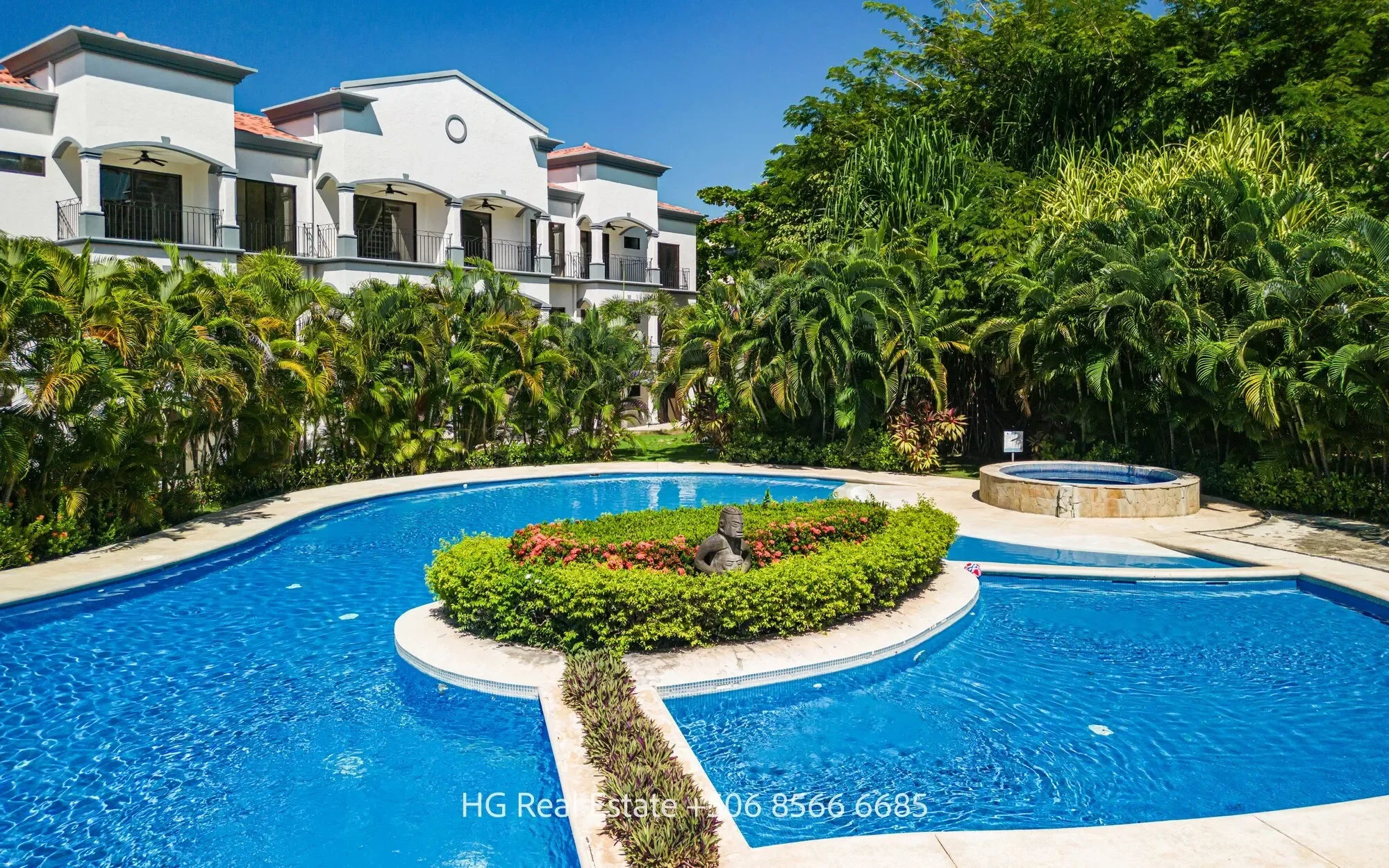 Condo Kolibrí: 1 bedroom condo in gated community Las Palmas de Tamarindo for sale photo 88