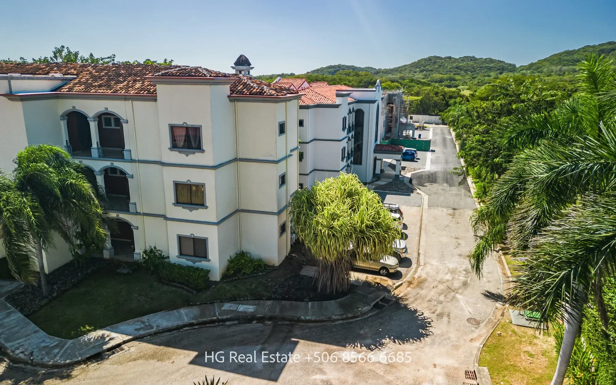 Condo Kolibrí: 1 bedroom condo in gated community Las Palmas de Tamarindo for sale photo 92