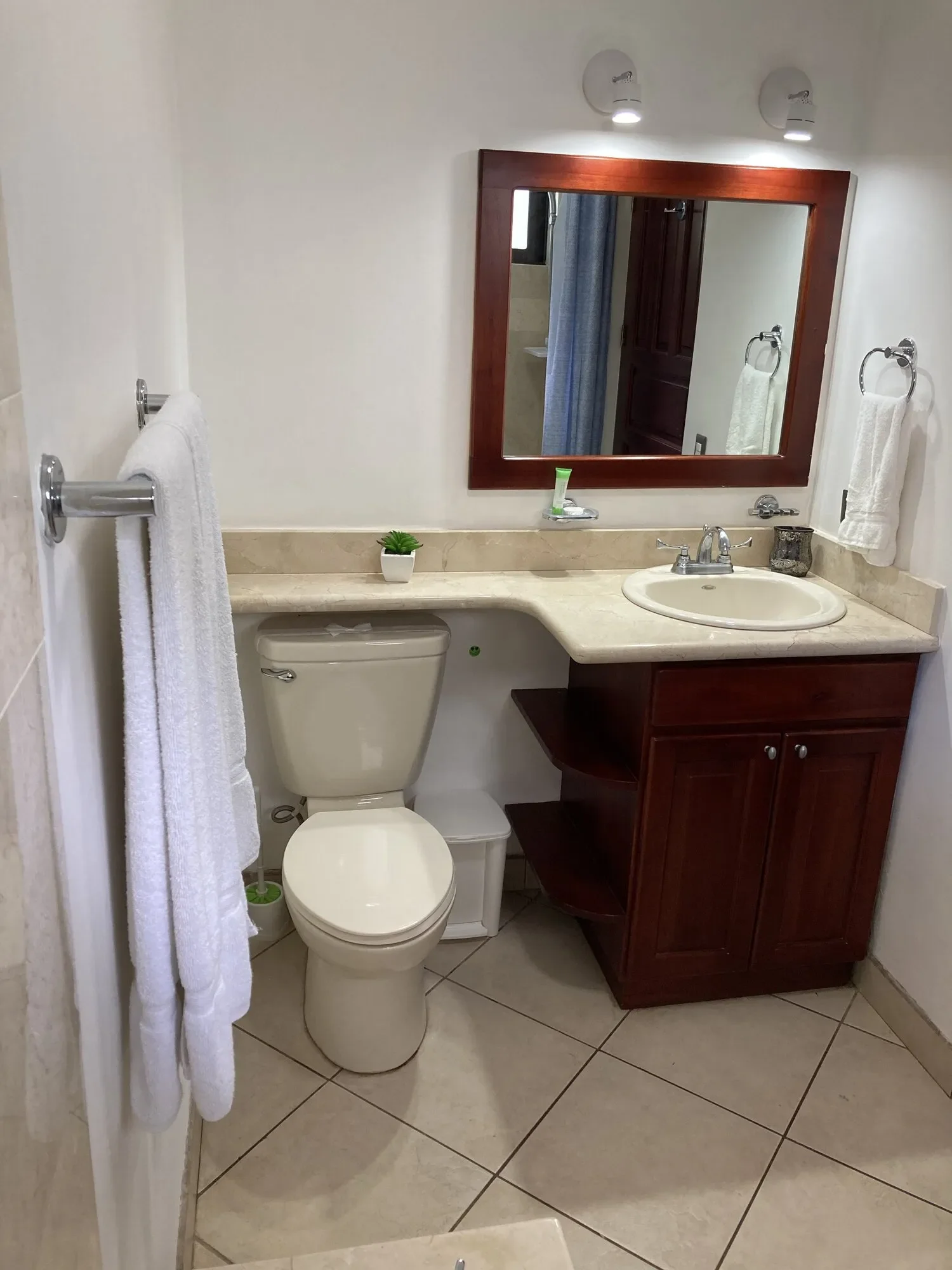 2-bedroom-in-gated-community-the-oaks-near-tamarindo