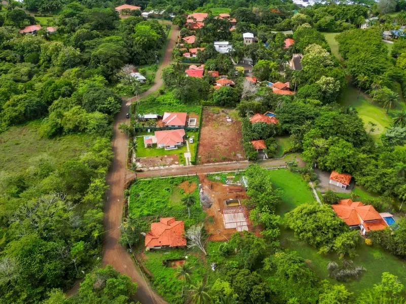 beautiful-3-bedroom-modern-villas-walking-distance-to-the-beach-near-tambor