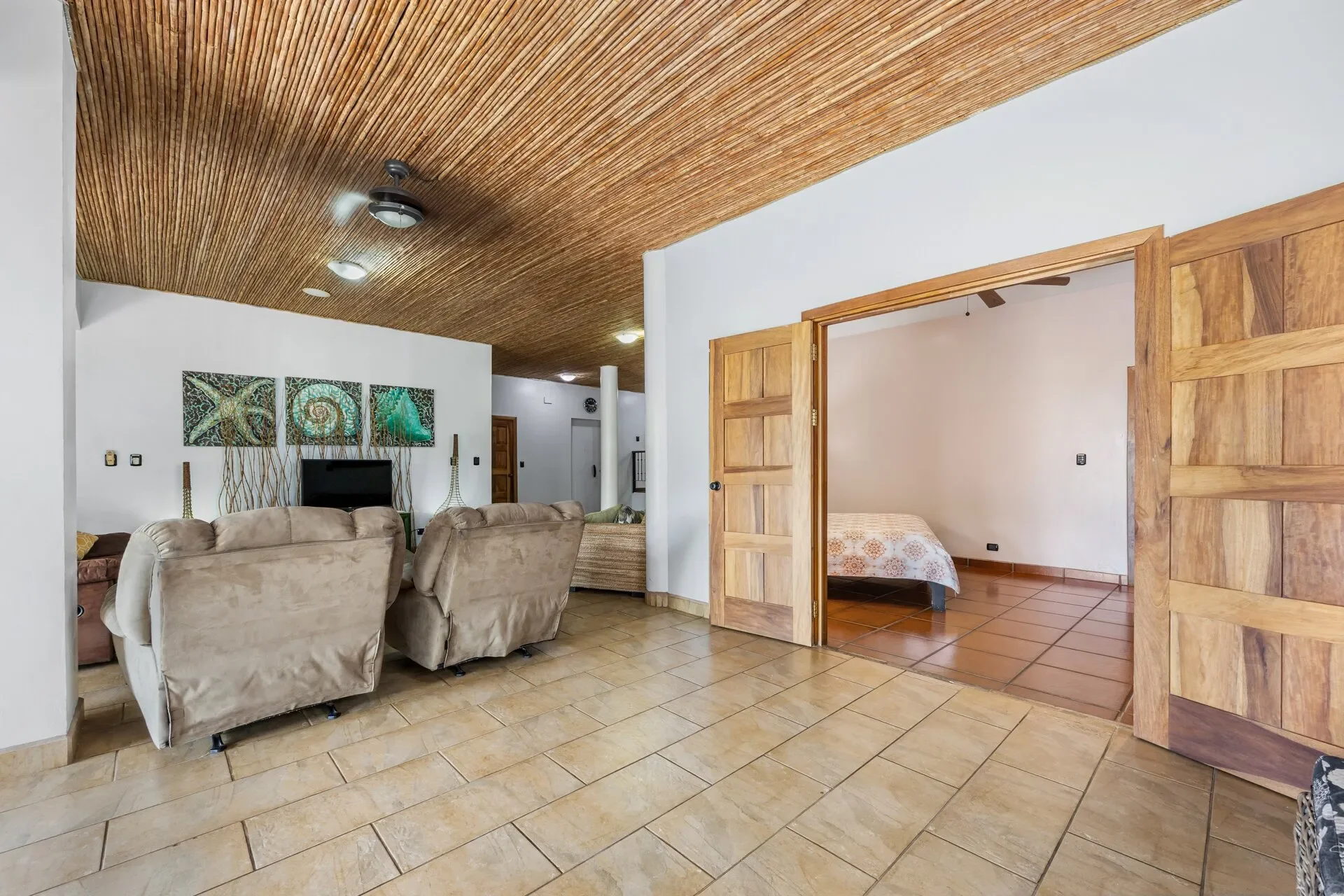 Casa de Sueños for sale: A Beachfront Paradise in Playa Potrero  photo 7