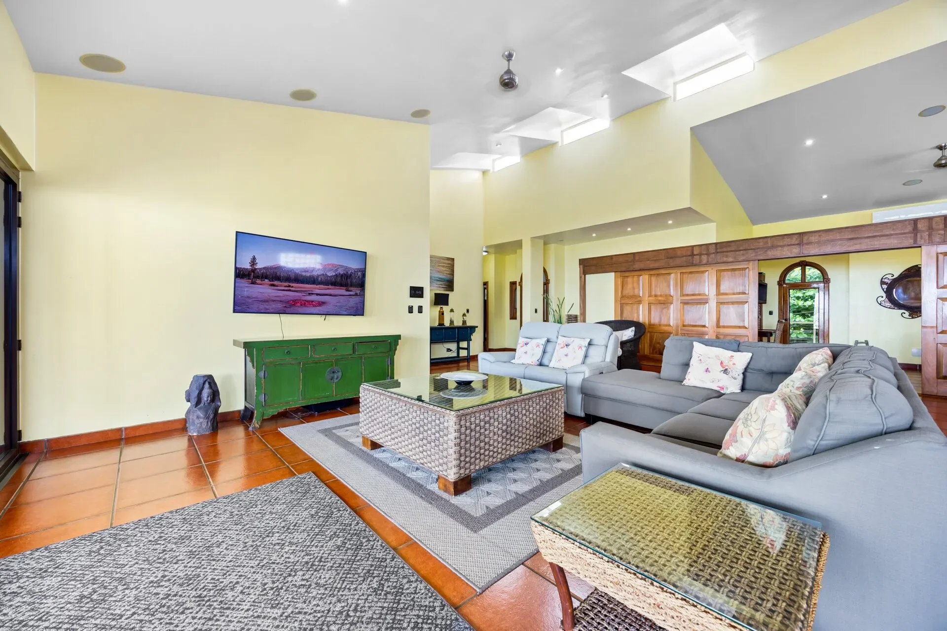 Casa de Sueños for sale: A Beachfront Paradise in Playa Potrero  photo 14