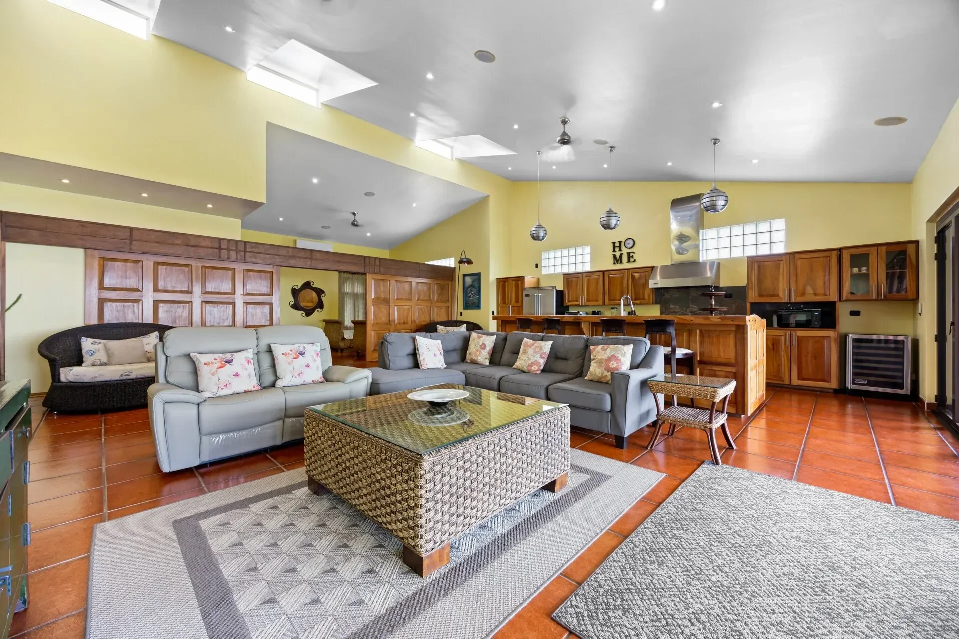 Casa de Sueños for sale: A Beachfront Paradise in Playa Potrero  photo 16