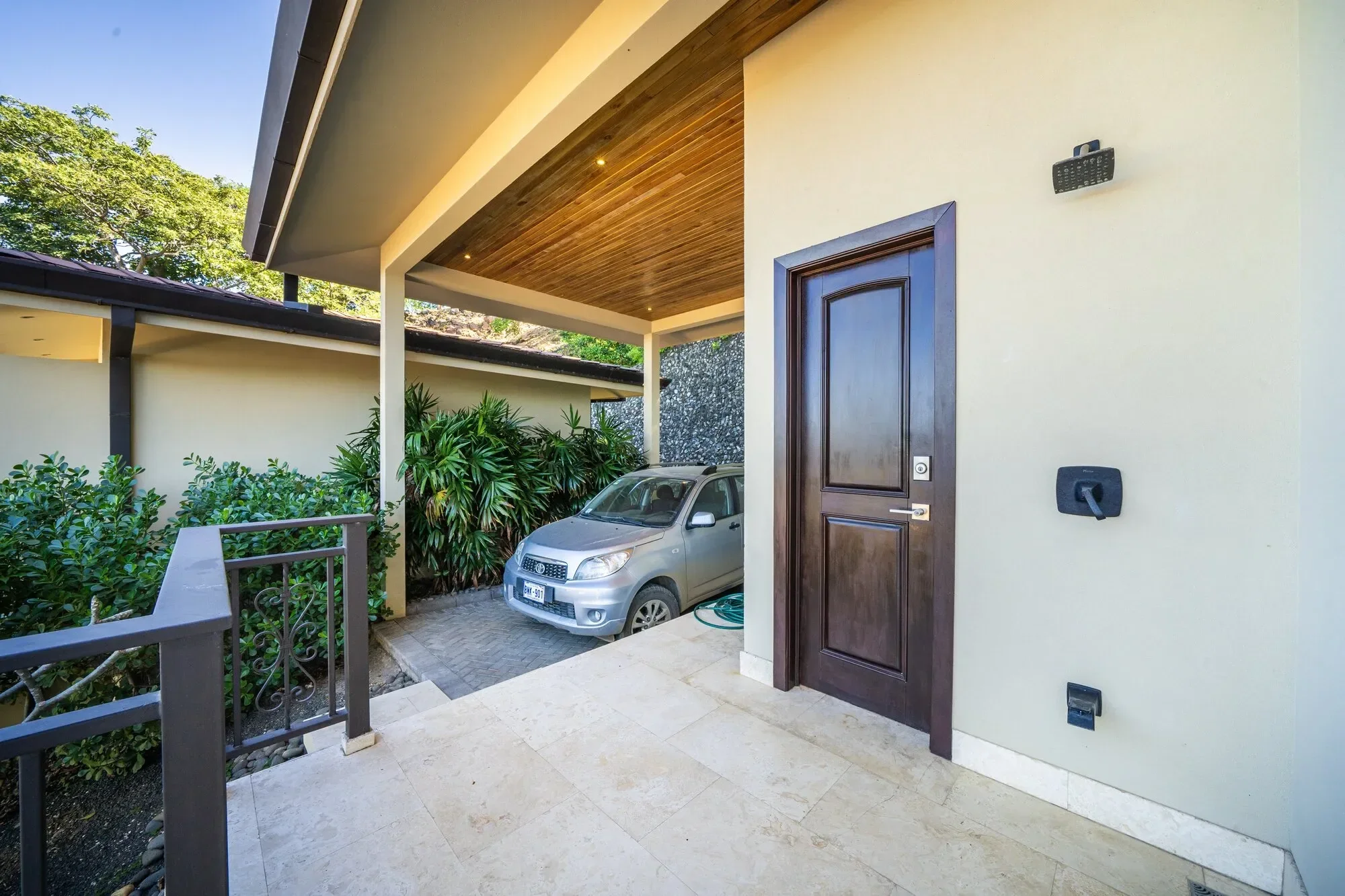 Casa Todo Bien & Guest: Luxury Ocean view house for sale