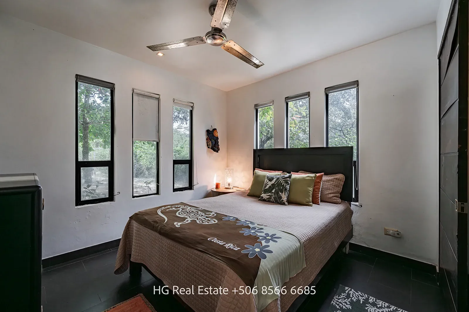 Casa Villa Blanca – 3 Bedroom House and Guest House Built Upon 5042m2 Lot in Villareal photo 10