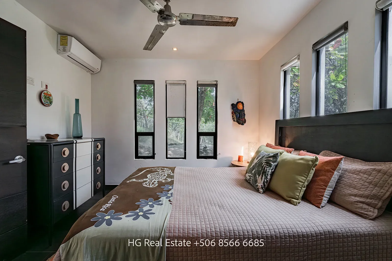 Casa Villa Blanca – 3 Bedroom House and Guest House Built Upon 5042m2 Lot in Villareal photo 11