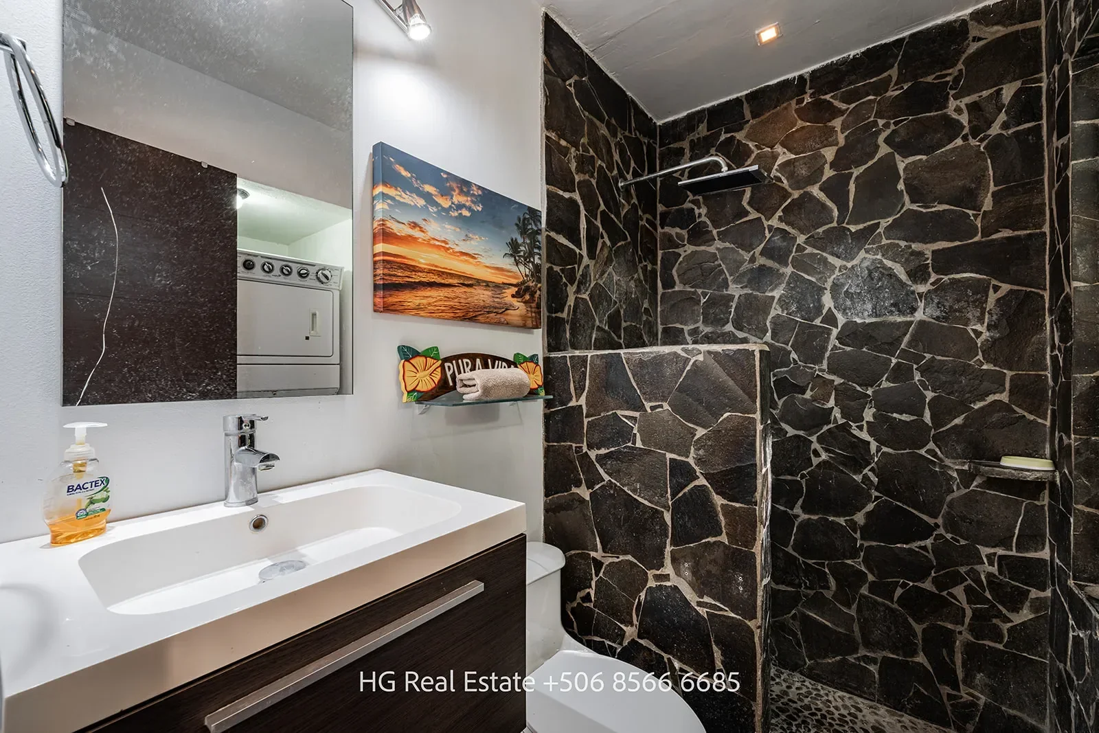 Casa Villa Blanca – 3 Bedroom House and Guest House Built Upon 5042m2 Lot in Villareal photo 13