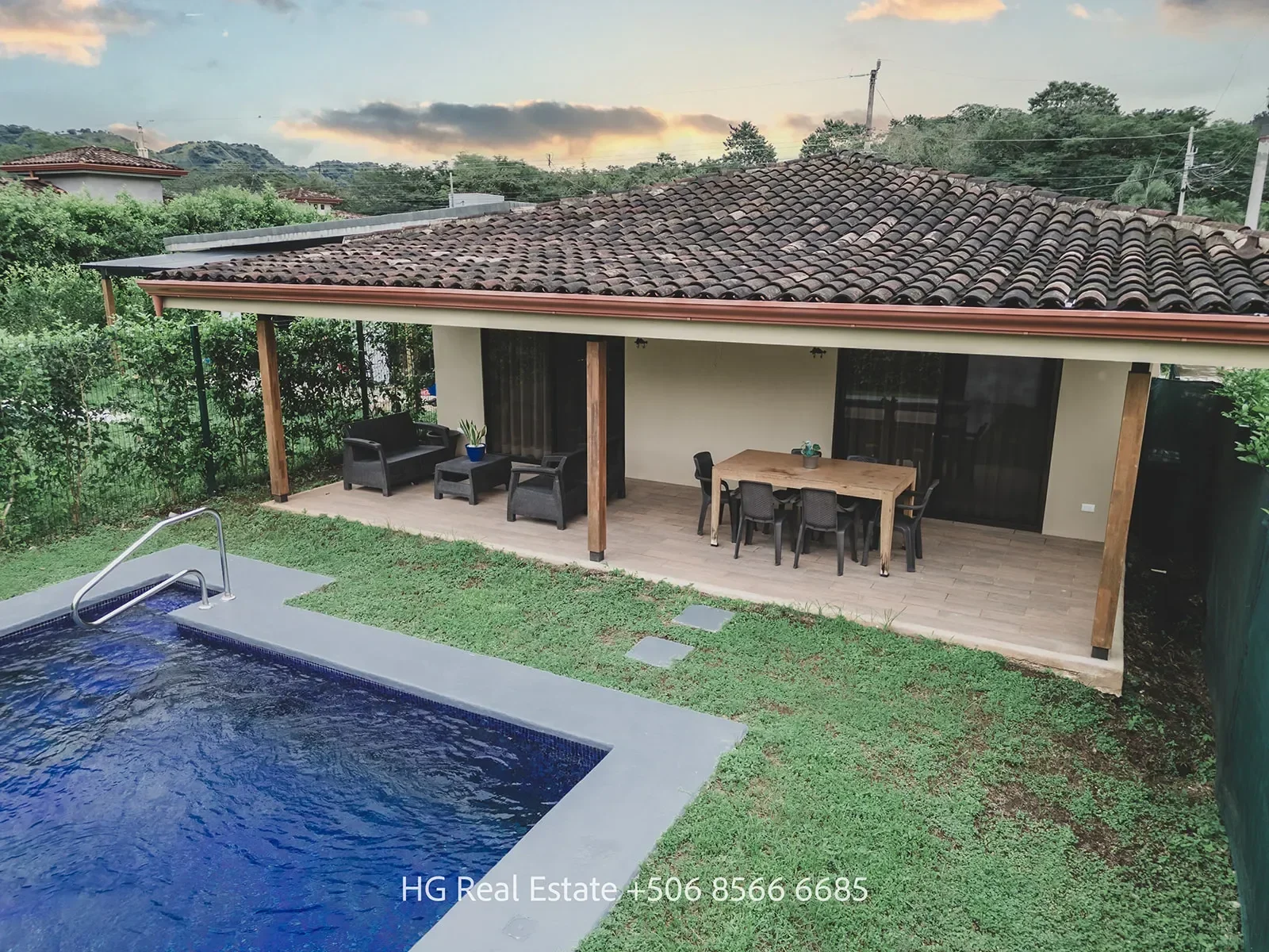 Casa Santa Rosa: Charming Home in Gated Community Loma Verde, Santa Rosa for Sale photo 3