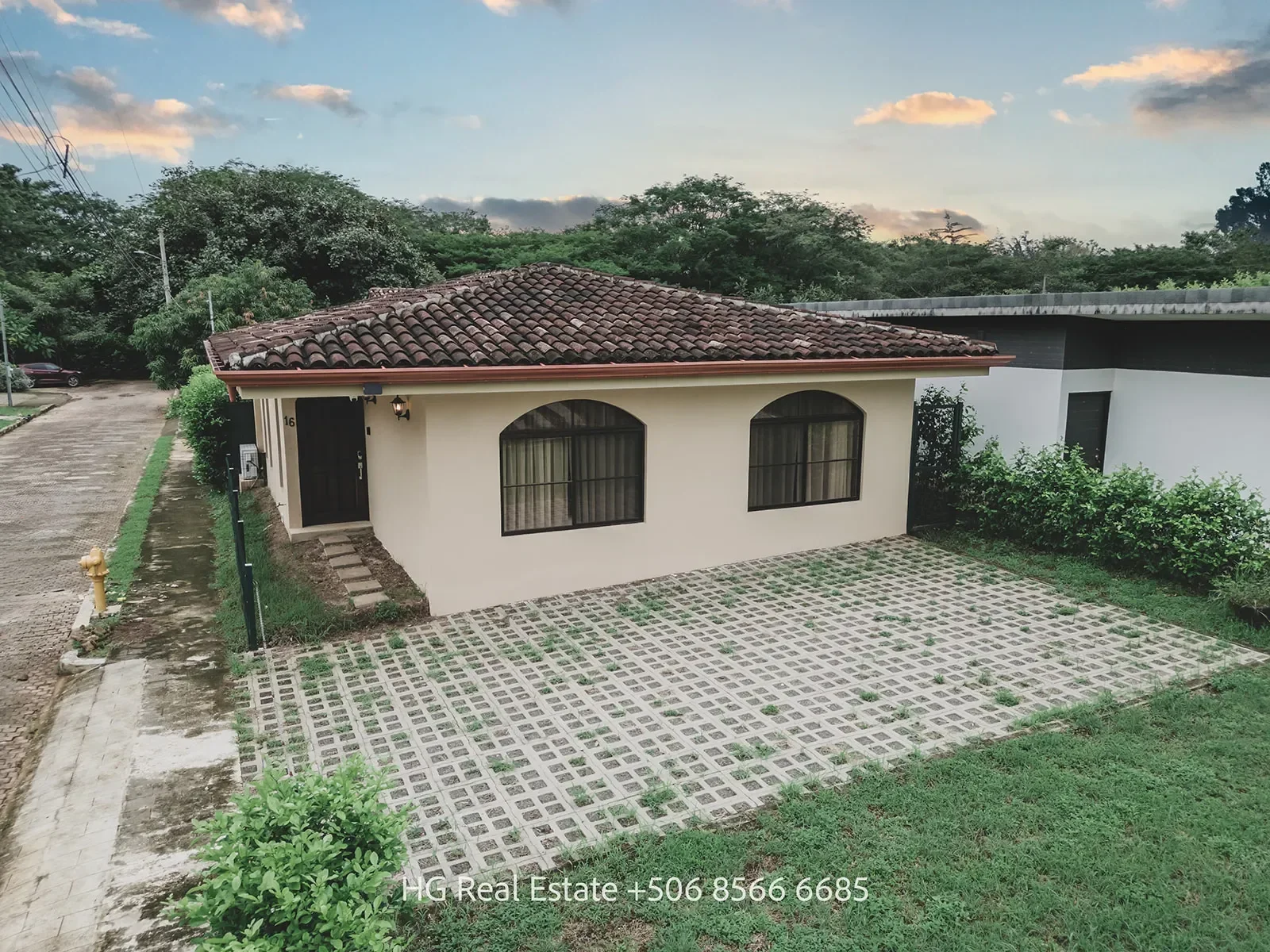 Casa Santa Rosa: Charming Home in Gated Community Loma Verde, Santa Rosa for Sale photo 5